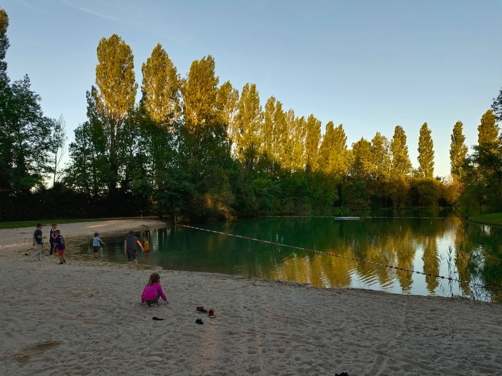 Plan d'eau des 3 fontaines et restauration_Villefagnan