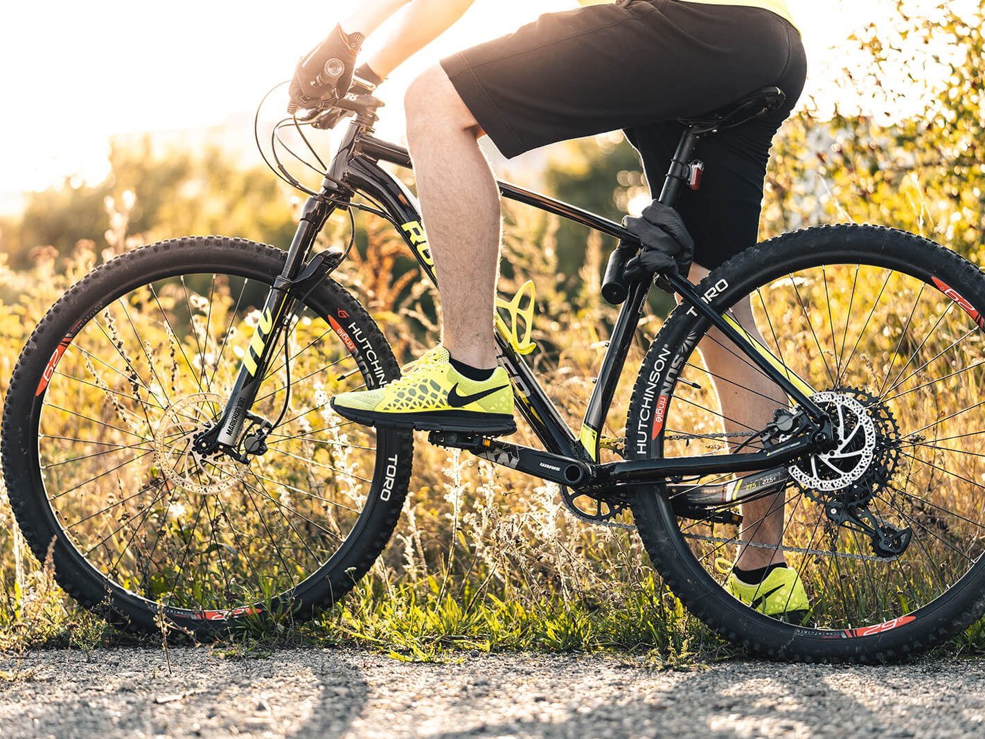 homme sur un vélo